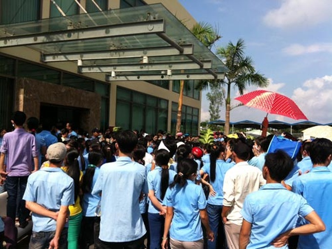 S.Korean firm’s managers denounced for beating workers - 1