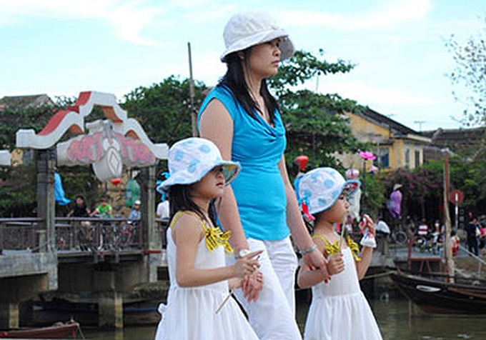 Ministry seeks funds to support all-daughter families - 1