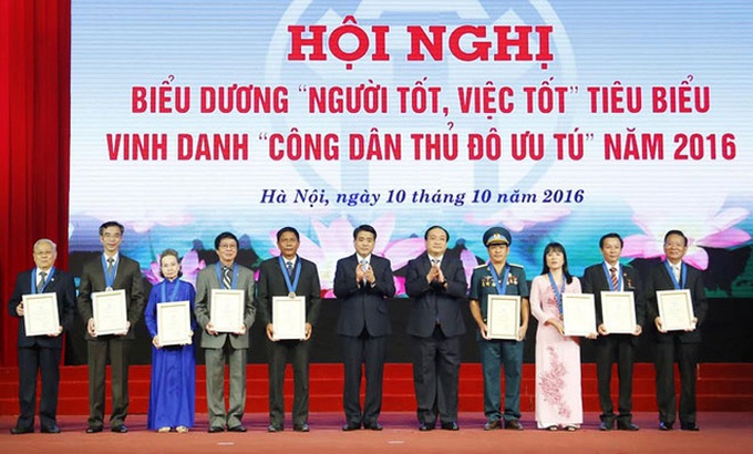 Hanoi honours nine outstanding citizens - 1 Hanoi honours nine outstanding citizens - 1