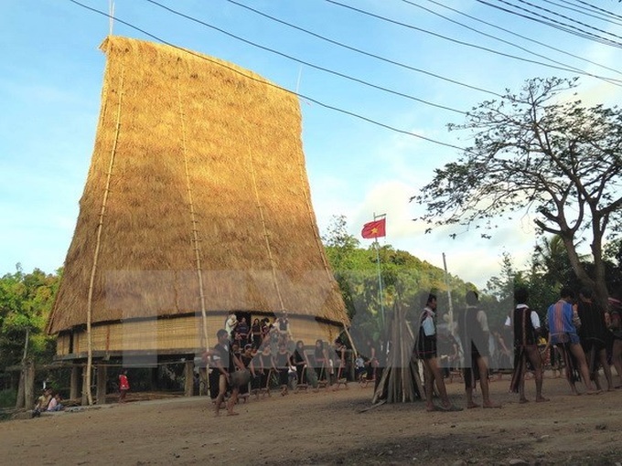 Kon Tum struggles to save fading gong culture - 1