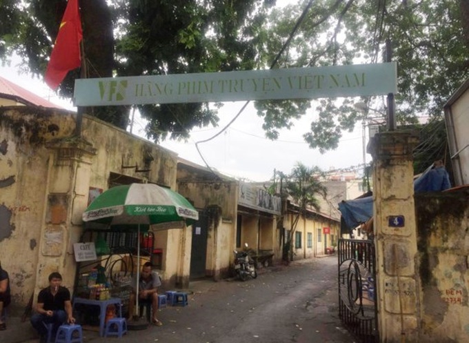 Filmmaker's disastrous equitisation to face inspection - 1 Filmmaker's disastrous equitisation to face inspection - 1