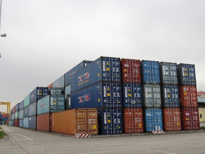 Thousands of abandoned containers clog Vietnam ports - 1 Thousands of abandoned containers clog Vietnam ports - 1