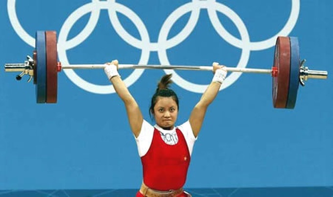 Huyen wins two golds at Asian Weightlifting Champs - 1 Huyen wins two golds at Asian Weightlifting Champs - 1
