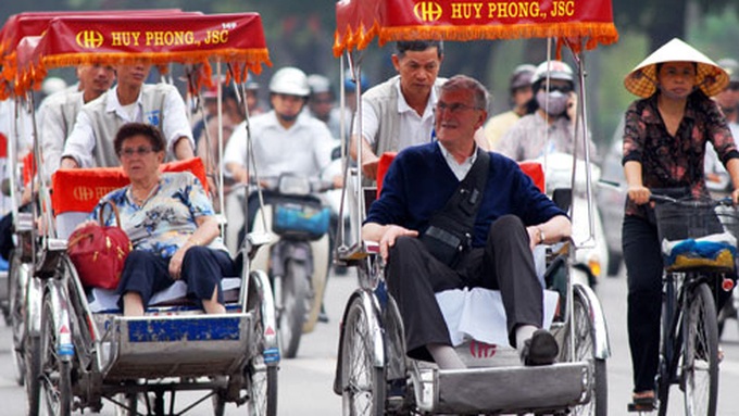 A relaxing ride around town - 1 A relaxing ride around town - 1