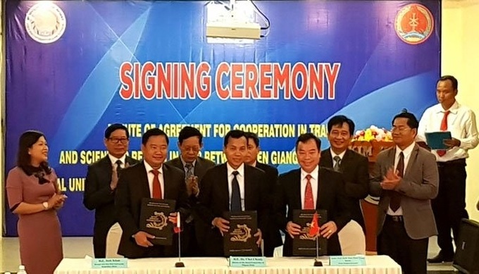 Vietnamese, Cambodian universities cooperate in training, research - 1