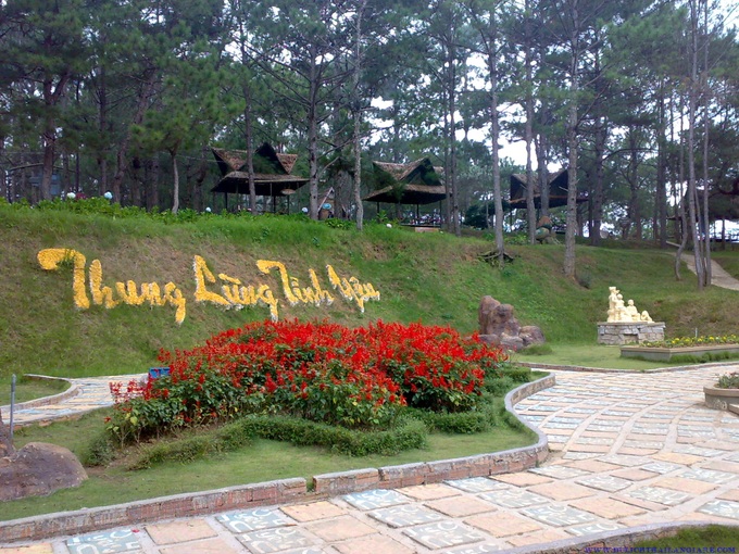 Festival held to promote colourful Da Lat in winter - 1 Festival held to promote colourful Da Lat in winter - 1