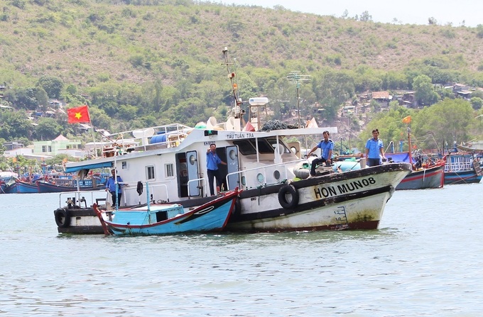 Illegal fishing in Hon Mun to face big fines - 1