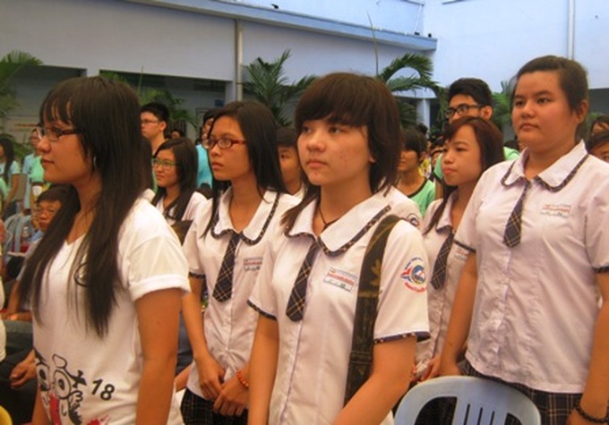 Teachers find hard to give examples for anti-corruption lectures - 1