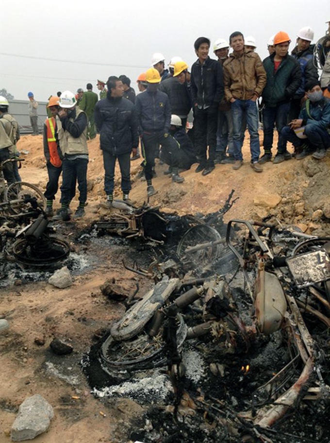 Police bring Samsung violence case to court - 4