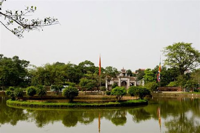 Co Loa Citadel to become cultural-ecological park - 1