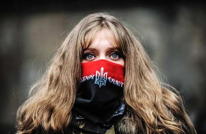 Ukraine ushers in new era as president flees - 1 Ukraine ushers in new era as president flees - 1