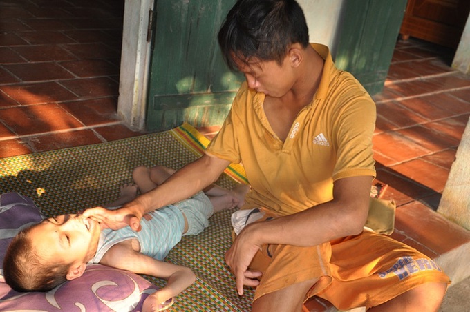 Family struggles with illnesses - 1