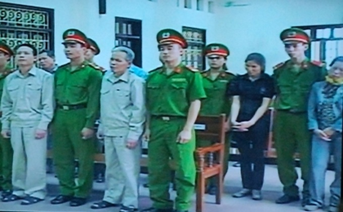 Trial begins on controversial land revocation case in Haiphong - 1