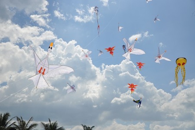 Kites add colour to Hoi An’s sky - 1 Kites add colour to Hoi An’s sky - 1