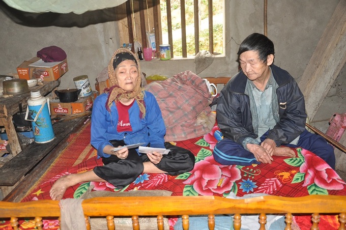 Sick family calls for help - 1