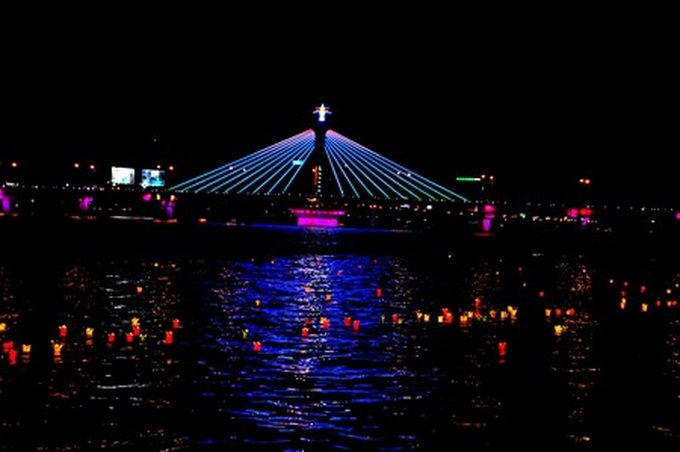 Vietnam tries to raise traffic safety awareness - 10