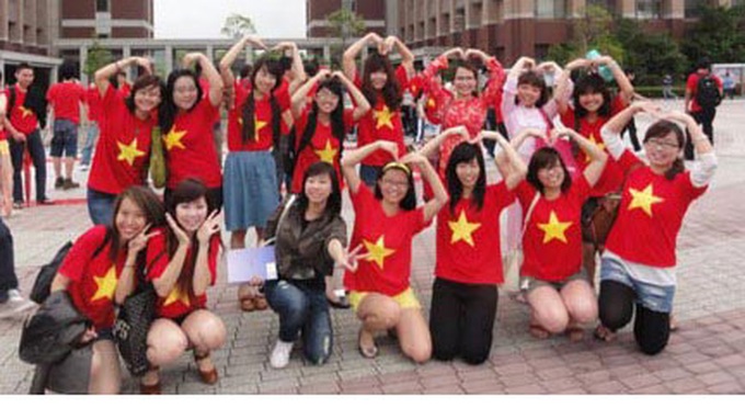 Japan offers scholarships to Vietnamese post graduates - 1