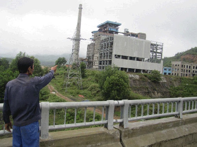 Contractor suddenly pulls out leaving large project unfinished - 2 Contractor suddenly pulls out leaving large project unfinished - 2