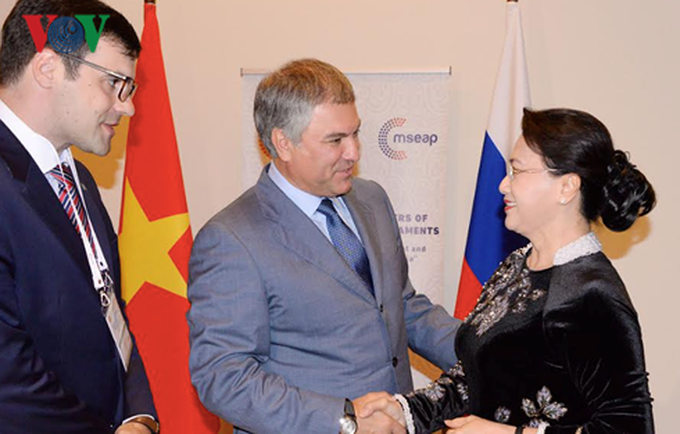 Top Vietnamese legislator meets Chairman of Russia’s State Duma - 1