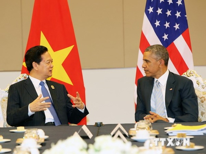 US President, PM Dung meet on margins of East Asia Summit - 1