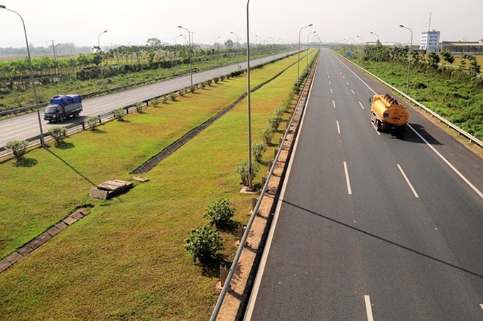 Site clearance blamed for high cost of road projects - 2
