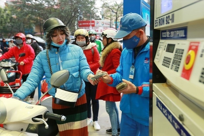 Environmental tax rise on petroleum products - 1