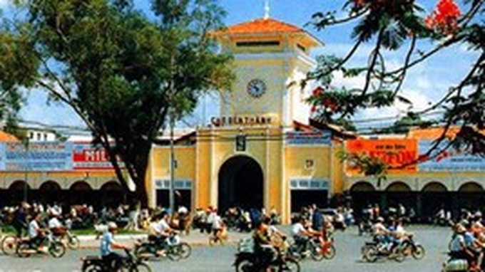 Ho Chi Minh City welcomes 4 millionth foreign tourist - 1
