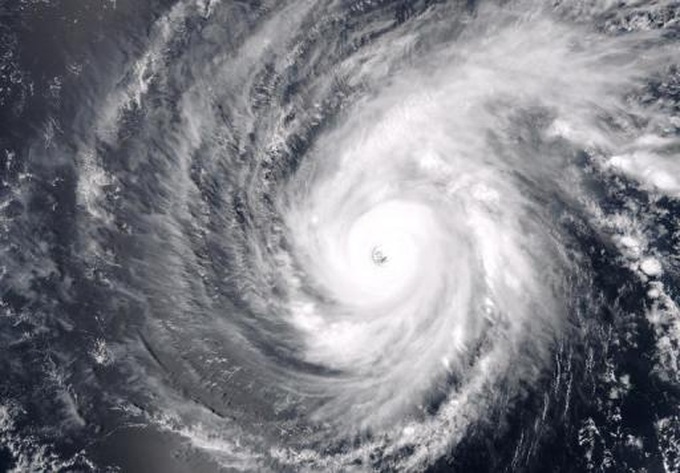 Maysak weakens but thousands being evacuated in Philippines - 1 Maysak weakens but thousands being evacuated in Philippines - 1