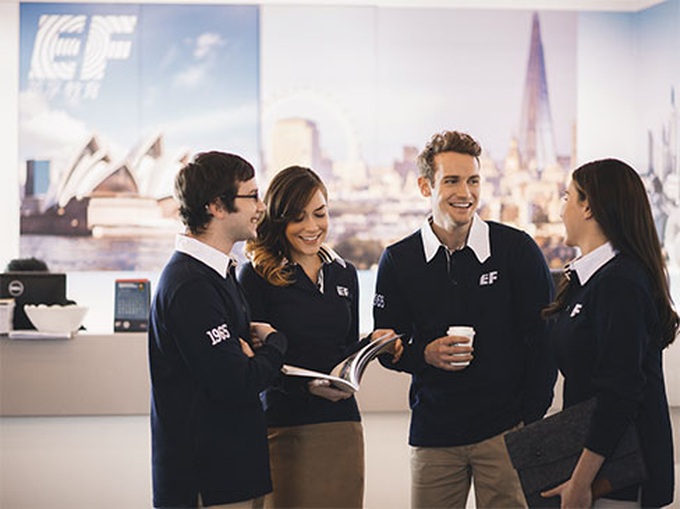 Vietnam slightly drops in EF English Proficiency Index - 1