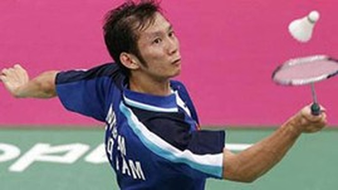 Badminton player Tien Minh opens Vietnam’s sports year - 1