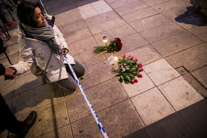 Sweden arrests man for 'terrorist crime' after truck attack - 1