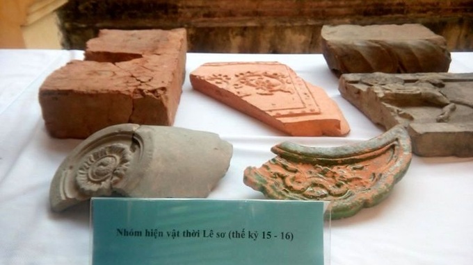 Many artefacts found in Thang Long Royal Citadel - 1