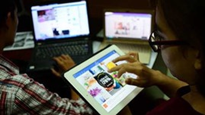 Social media begin to have a voice in Vietnam - 1