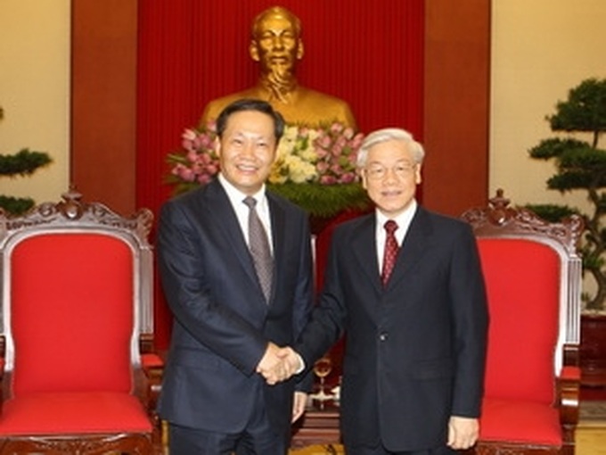 Leader of China’s Guangxi region welcomed in Vietnam - 1