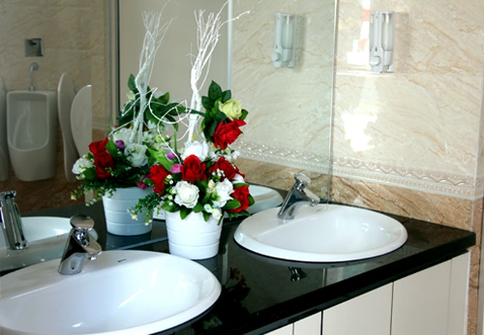 HCM City invests in public 5-star toilets - 5