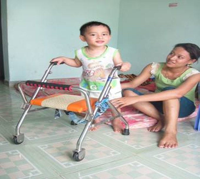 Kids get free check ups from Swiss specialists - 1 Kids get free check ups from Swiss specialists - 1