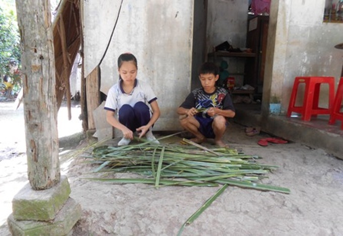 Poor man ready for death, but worries for his children’s future - 1