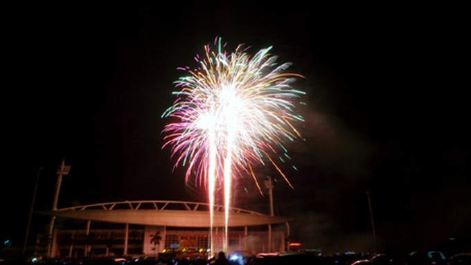 Hanoi authorities call for firework display fund - 1