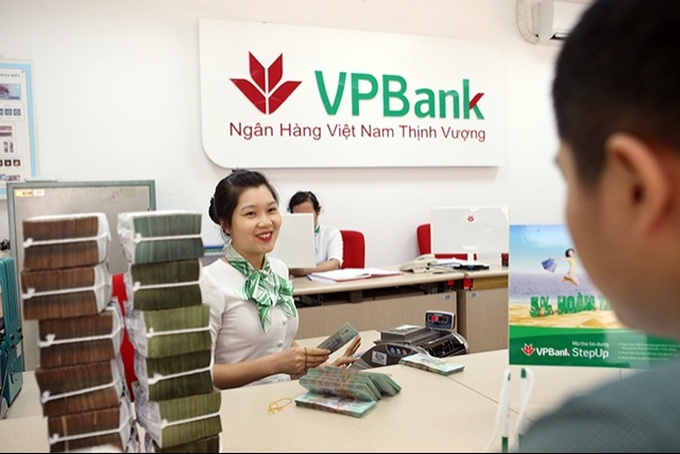 Moody's outlook remains stable for Vietnam banking system - 1