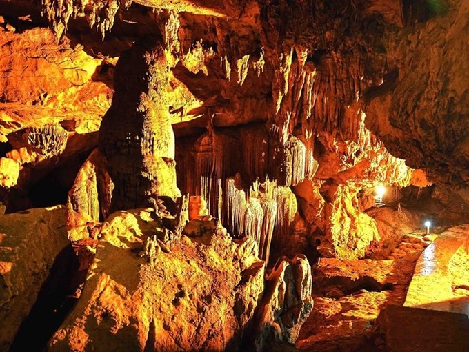Magnificent volcanic cavern found in Central Highlands - 1 Magnificent volcanic cavern found in Central Highlands - 1