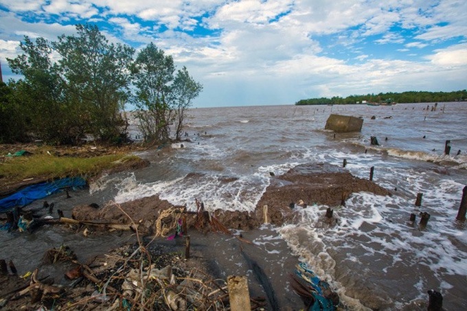 Sediment loss in Mekong River killing southern delta - 1