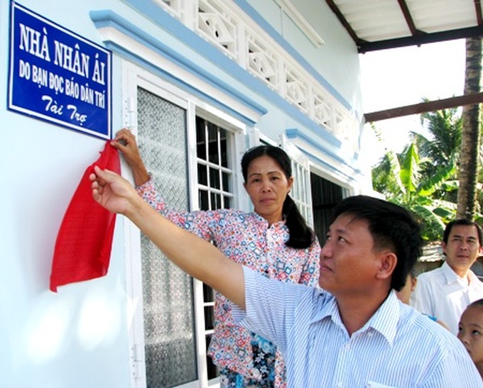 Charity house built for family in Bac Lieu - 3