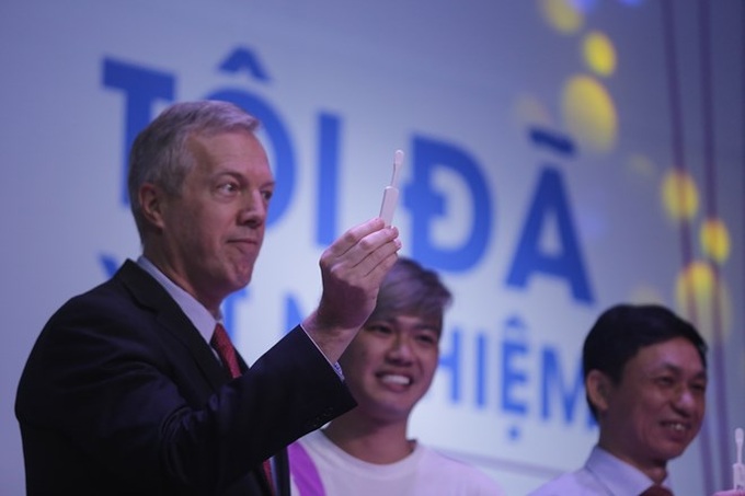 HIV self-testing debuts in Vietnam - 1