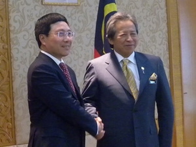 Vietnamese, Malaysian FMs hold talks - 1