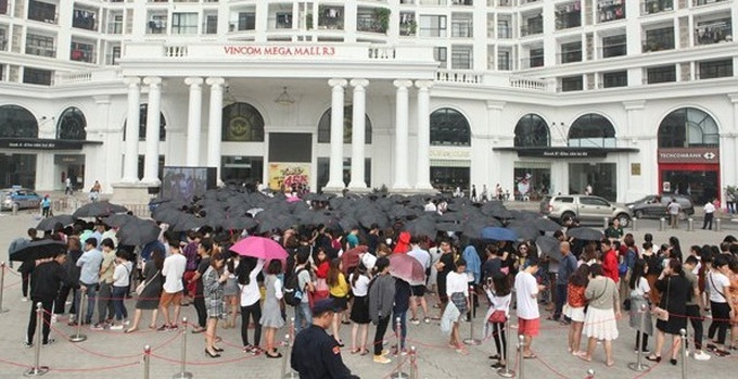 Zara and H&M herald Vietnam's retail market potential - 2