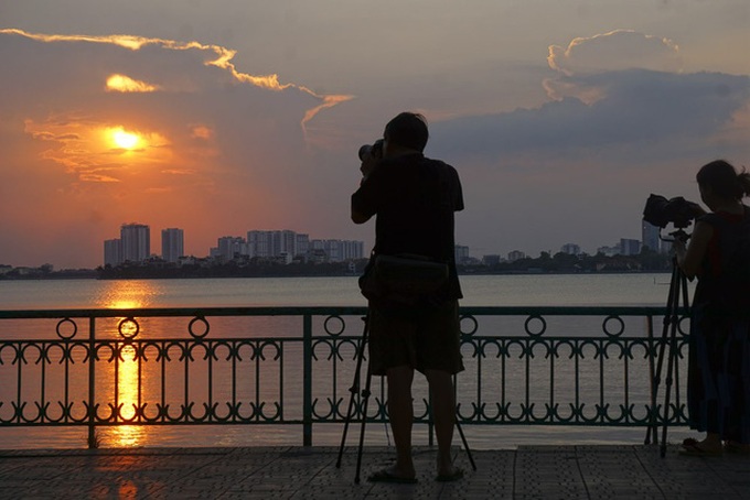 Beautiful sunset on the West Lake - 12 Beautiful sunset on the West Lake - 12