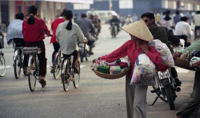 Early Doi Moi Hanoi through a Japanese lens - 2