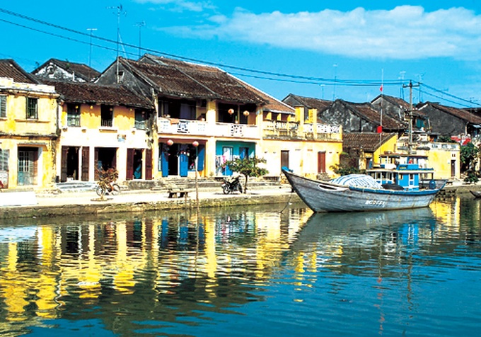 Vietnam gains ground in International Travel Awards - 1