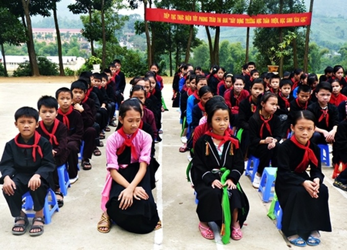 Charity programme brings warmth to ethnic minority students - 2