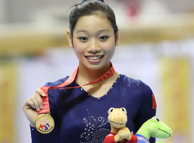 Gymnast takes gold in Japan competition - 1
